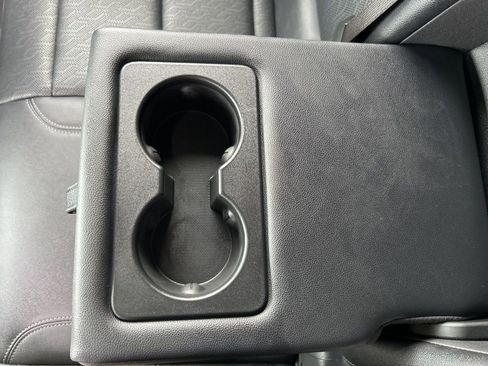 Used 2025 Chevrolet Equinox LT w/ Convenience Package II image 53