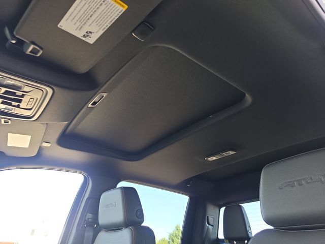 New 2026 GMC Sierra 2500 AT4 w/ AT4 Premium Plus Package AWD/4WD image 17
