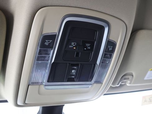 Used 2021 RAM 2500 Laramie AWD/4WD image 57
