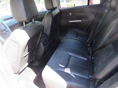 Used 2013 Ford Edge SEL AWD/4WD image 8