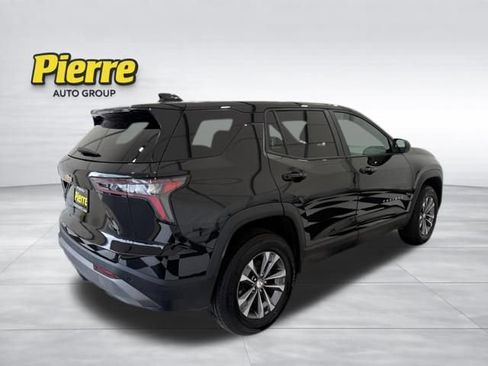 Used 2025 Chevrolet Equinox LT AWD/4WD image 5