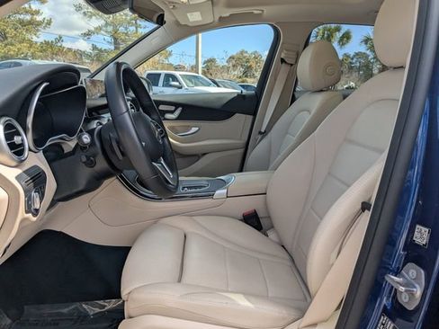 Used 2021 Mercedes-Benz GLC 300 image 22