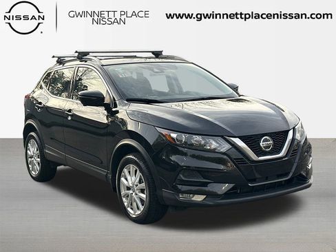 Used 2021 Nissan Rogue Sport SV w/ Technology Package image 3