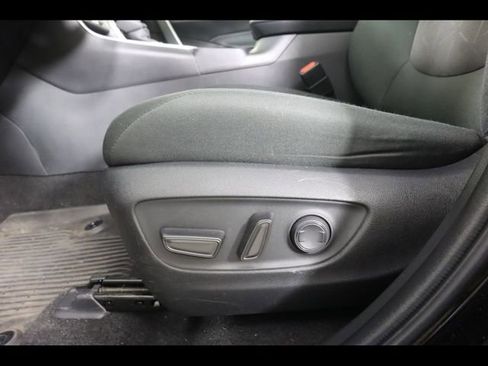 Used 2024 Toyota RAV4 XLE w/ Convenience Package image 19