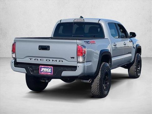 Used 2020 Toyota Tacoma TRD Off-Road w/ Technology Package AWD/4WD image 5