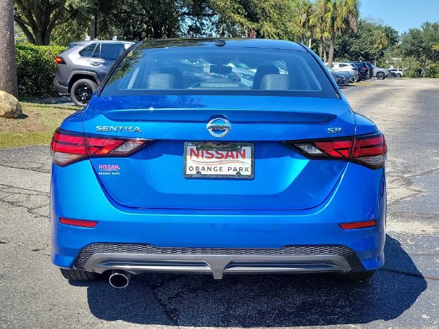 Used 2023 Nissan Sentra SR w/ SR Premium Package FWD image 5