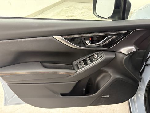 Used 2019 Subaru Crosstrek 2.0i Limited w/ Moonroof Package w/Navigation AWD/4WD image 25