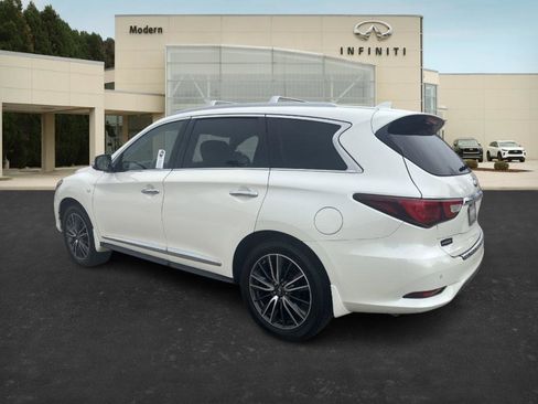Used 2016 INFINITI QX60 Luxe w/ Deluxe Technology Package image 5