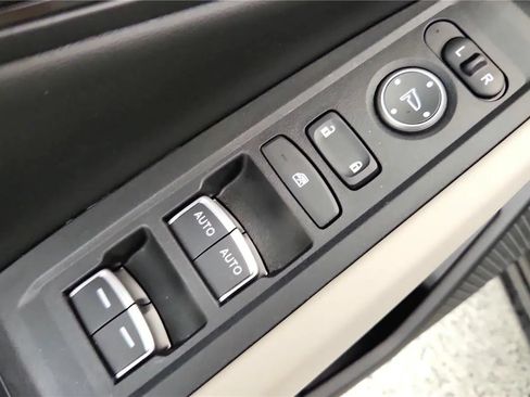 Used 2024 Honda Accord EX image 32
