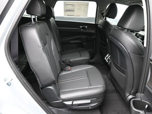New 2026 Kia Sorento X-Line EX AWD/4WD image 26