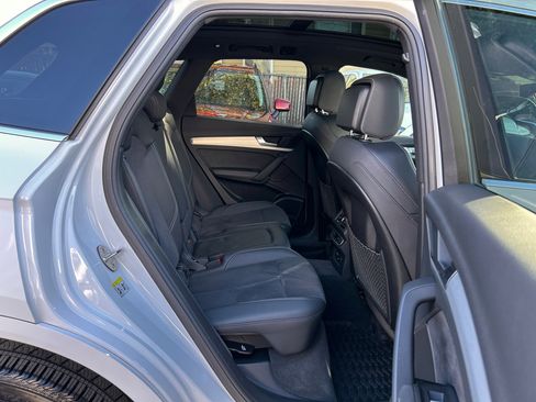 Used 2023 Audi Q5 e Premium Plus w/ Premium Plus Package image 20