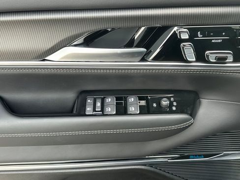 New 2026 Jeep Grand Wagoneer Summit image 12