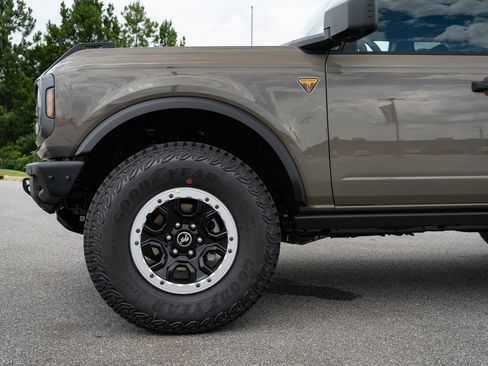 New 2026 Ford Bronco Badlands AWD/4WD image 11