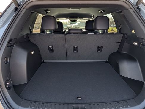 New 2026 GMC Terrain AT4 w/ Technology Package II AWD/4WD image 28