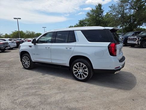 New 2026 GMC Yukon Denali w/ Denali Reserve Package AWD/4WD image 12