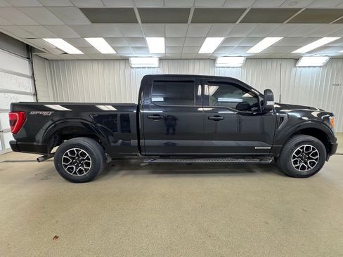 Used 2022 Ford F150 XLT w/ Equipment Group 302A High AWD/4WD image 5