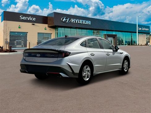 New 2025 Hyundai Sonata SE image 7