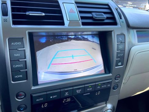 Used 2016 Lexus GX 460 image 28