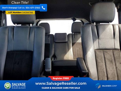 Used 2016 Dodge Grand Caravan SXT FWD image 13