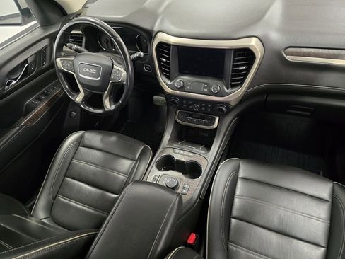 Used 2021 GMC Acadia Denali w/ Denali Technology Package image 24