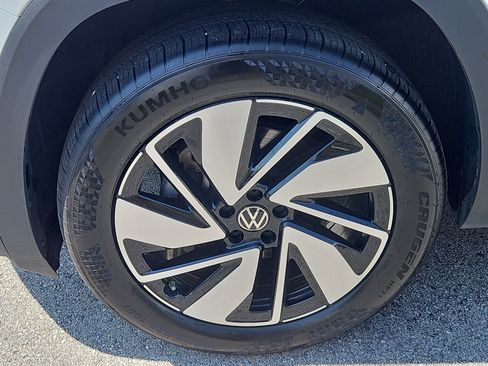 Used 2026 Volkswagen Atlas SE AWD/4WD image 4