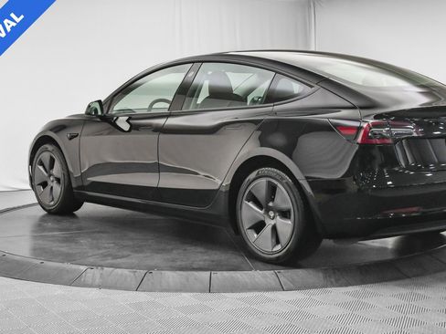 Used 2022 Tesla Model 3 image 5