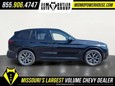 Used 2024 BMW X3 xDrive30i w/ Premium Package AWD/4WD image 3