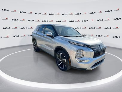 Used 2024 Mitsubishi Outlander SE Black Edition