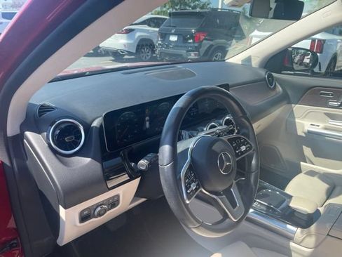 Used 2021 Mercedes-Benz GLA 250 4MATIC image 9
