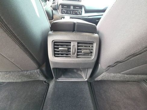 Used 2023 Nissan Rogue S AWD/4WD image 24