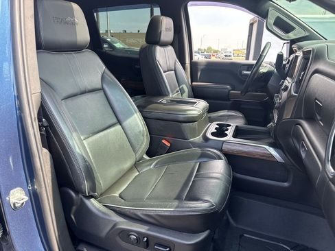 Used 2019 Chevrolet Silverado 1500 High Country w/ Technology Package AWD/4WD image 14