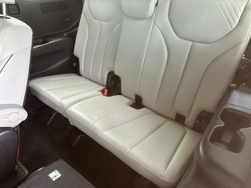 Used 2024 Hyundai Palisade SEL AWD/4WD image 14