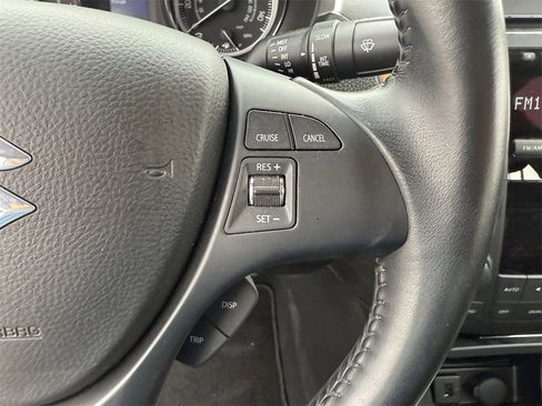 Used 2010 Suzuki Kizashi SE image 15