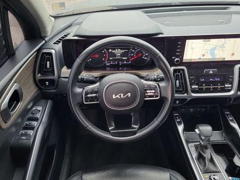 Used 2023 Kia Sorento X-Line EX image 30