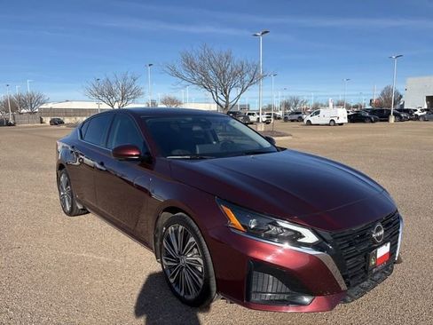 Certified 2023 Nissan Altima 2.5 SL image 9