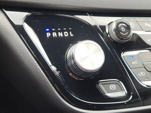 New 2027 Chrysler Pacifica LX FWD image 26