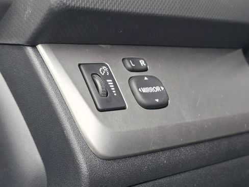 Used 2012 Scion xB FWD image 23