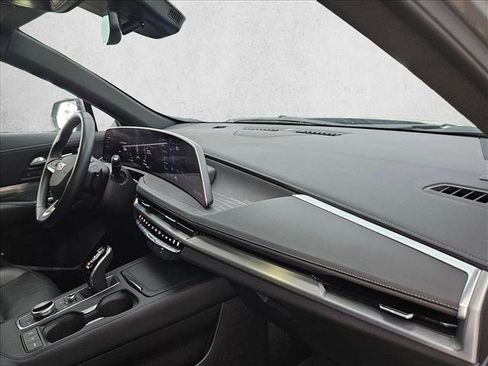Used 2025 Cadillac XT4 Premium Luxury AWD/4WD image 20