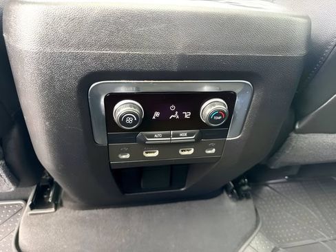 Used 2021 Chevrolet Suburban Z71 w/ Rear Media and Nav Package AWD/4WD image 27