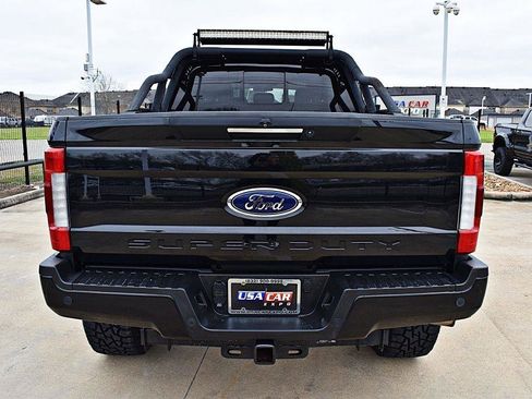 Used 2019 Ford F250 Lariat w/ Lariat Ultimate Package AWD/4WD image 6