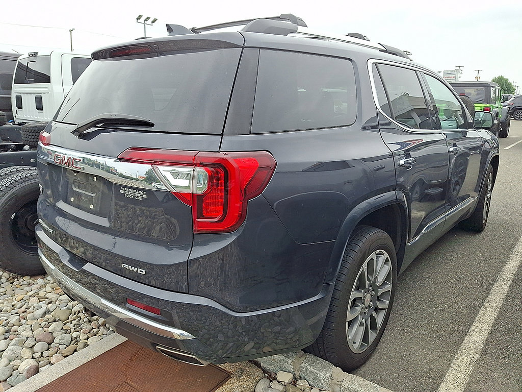 Used 2022 GMC Acadia Denali AWD/4WD image 4
