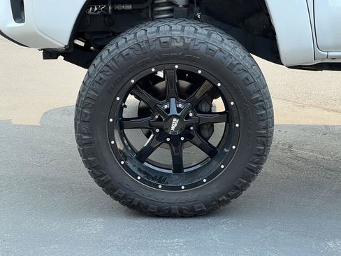 Used 2012 Toyota Tacoma PreRunner w/ SR5 Pkg RWD image 13