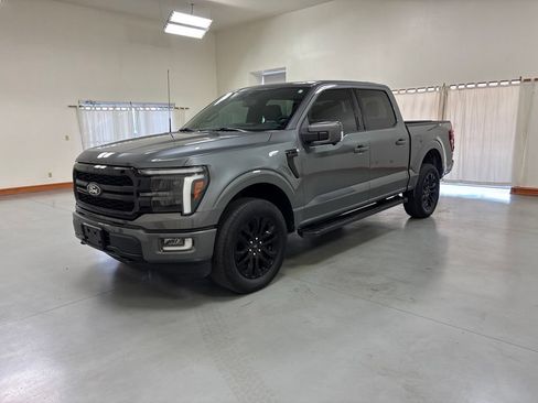 Used 2024 Ford F150 Lariat AWD/4WD image 4