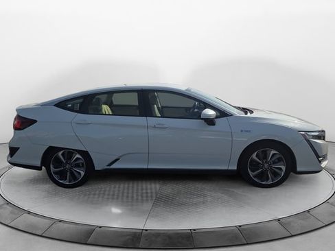 Used 2018 Honda Clarity Touring image 6