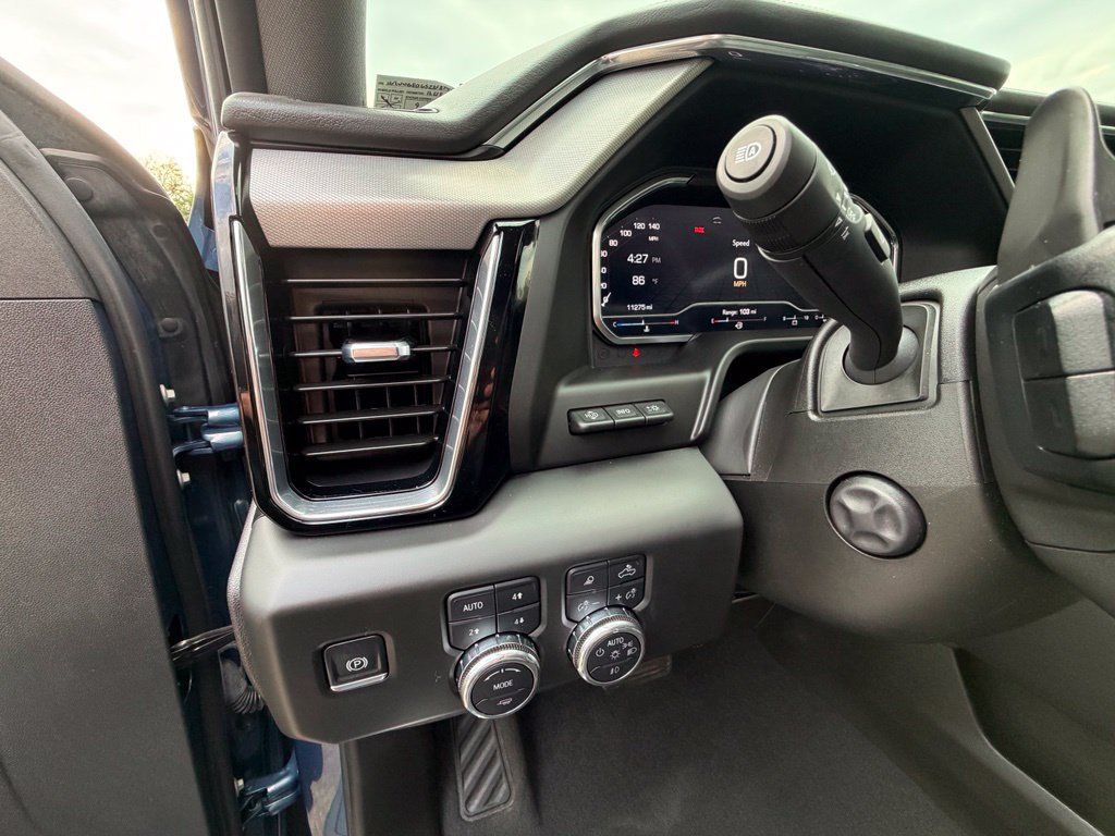 Used 2025 GMC Sierra 1500 Denali w/ Denali Reserve Package AWD/4WD image 4