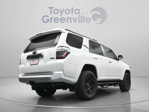 Certified 2024 Toyota 4Runner TRD Off-Road Premium w/ Moonroof Package AWD/4WD image 13
