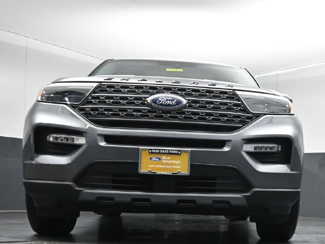 Certified 2023 Ford Explorer XLT w/ Equipment Group 202A AWD/4WD image 38