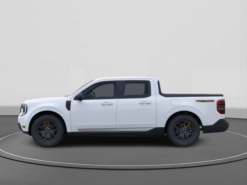 New 2025 Ford Maverick Tremor image 3