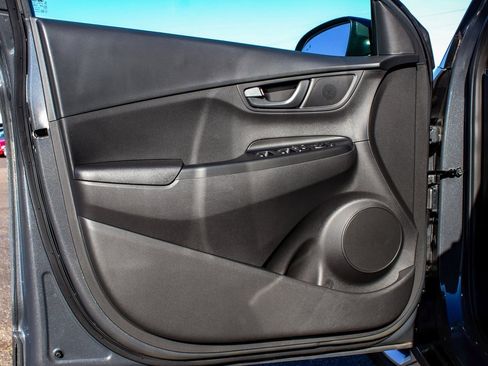 Used 2023 Hyundai Kona SEL w/ Cargo Package image 8