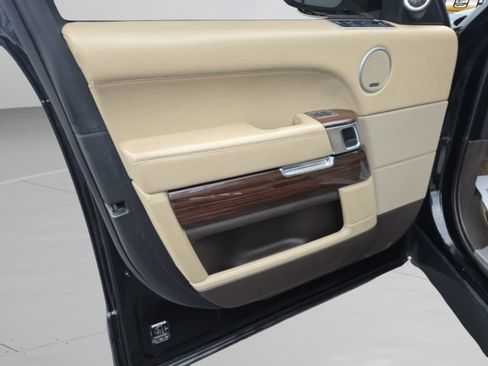 Used 2015 Land Rover Range Rover Supercharged AWD/4WD image 12